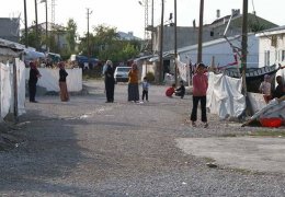 9 yıldır konteynırlardalar