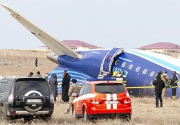 Bakü’den kabul et çağrısı