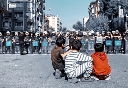 Sömürgecilik ve dil