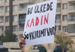 ‘Aile’ adı altında yalnızlaştırılıyorlar