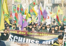 Kırmızı çizgi Rojava’dır, tanıyın