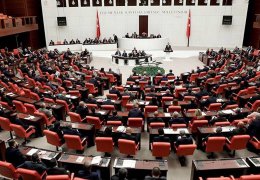 Türkiye'nin hem iktidar hem muhalefet sorunu var