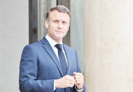 Şara Fransa'ya davet edildi