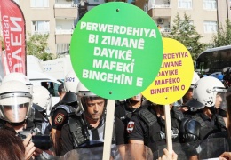 Kürtçenin dervişi, militanı olunmalı