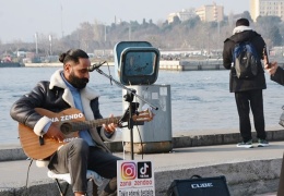 Dertleri Kürtçeyle…