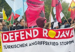 Devrimin pasaportu olmaz