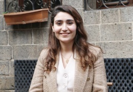 Xwebûna Jin kapılarını açtı