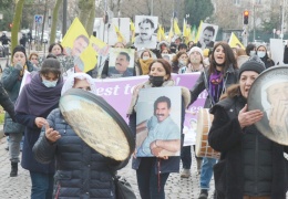 Sahipleniyor ve selamlıyoruz