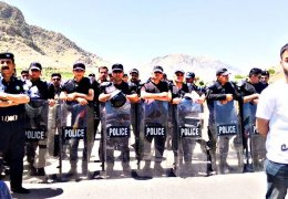 Zînî Wertê’ye yürüyüş ve bir fotoğraf!