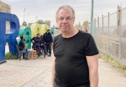 Gazeteciye 10 yıl giriş yasağı