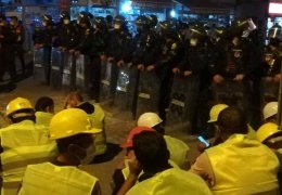 Jandarma bariyerinde sabahladılar