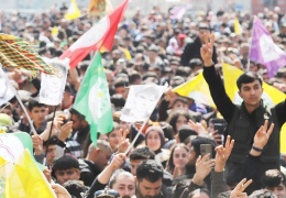 Demokratik toplum mu? Hiyerarşi mi?