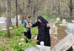 Türkler-Kürtler, ölüler ve mezarlar!