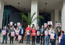 Sağlık çalışanları rehin alındı