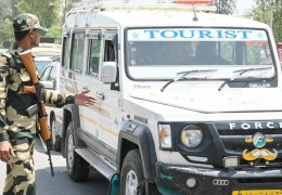 Keşmir’de savaşa doğru mu?