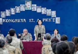 Parti-hareket diyalektiği