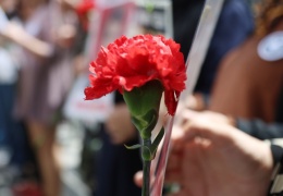 Geçmişin izleriyle barışa bakmak