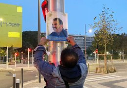 Gençlerden Öcalan afişlemeleri