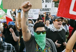 Trump bilerek kaos yaratıyor