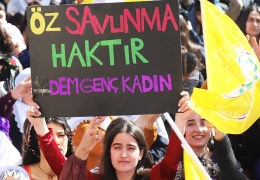 Varlık-özgürlük ilişkisinde özsavunma