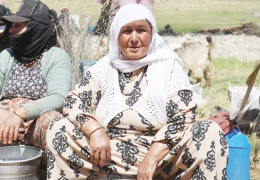 Topraklarımızdayız, mutluyuz