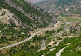 Ölmez Vadisi’nde siyanürlü kıyım