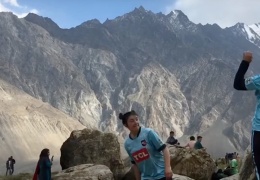 Kadın futbolcular dağları yerinden oynatıyor