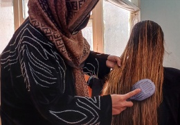 Taliban’dan kuaförlere tehdit