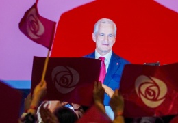 Sol 89 sandalye kazandı, sağ yükselişte