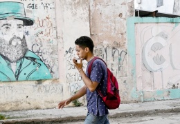 ABD, Küba’yı boğuyor