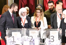 Göstermelik seçimler ve meşruiyet krizi