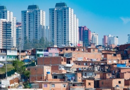 Sınıflı toplumların hepsi eşitsiz midir?