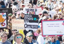 ‘Krallara Hayır’