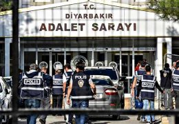 Bayram günü Kürt düşmanlığına devam: 12 tutuklama