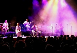 Diller ve kültürler buluştu