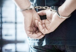 Rejim 8 Kürt’ü tutukladı