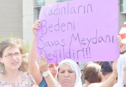 Licê’de devlet himayesinde fuhuş ağı