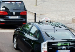 Kadınlara ücretsiz taksi uygulaması