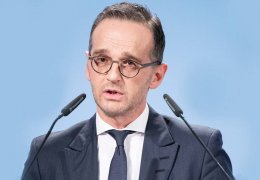 AK dönem başkanlığı Almanya'da