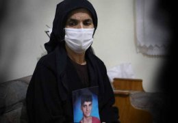 Anne Kurkut kabullenmiyor