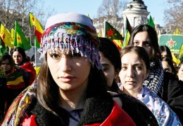 Rojava direnişi ve yol ayrımı