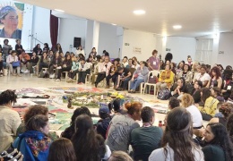 Kadınlar Bogotá’da buluştu