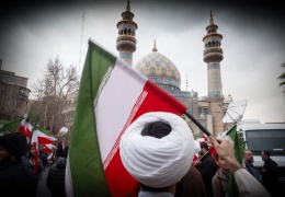 Tahran değişmeden ayakta kalamaz