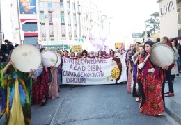 Kadınların ortak talebi: Eşitlik, özgürlük ve barış