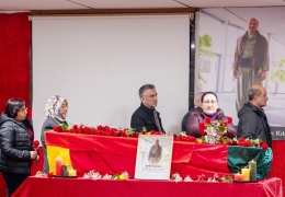 Son sözü: Berxwedan jiyan e