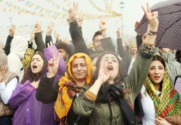 Newroz: Yeninin doğum sancısı