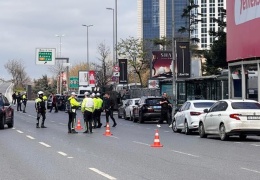 İslamcılar İstanbul'da saldırdı
