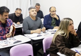 Zimanger asimilasyona karşı yola çıktı