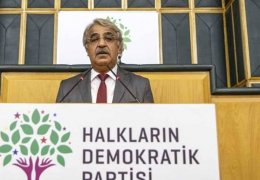 Bu iktidarın temeli yalan