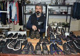 Geleneksel Kürt ayakkabı Reşik Kiel’de